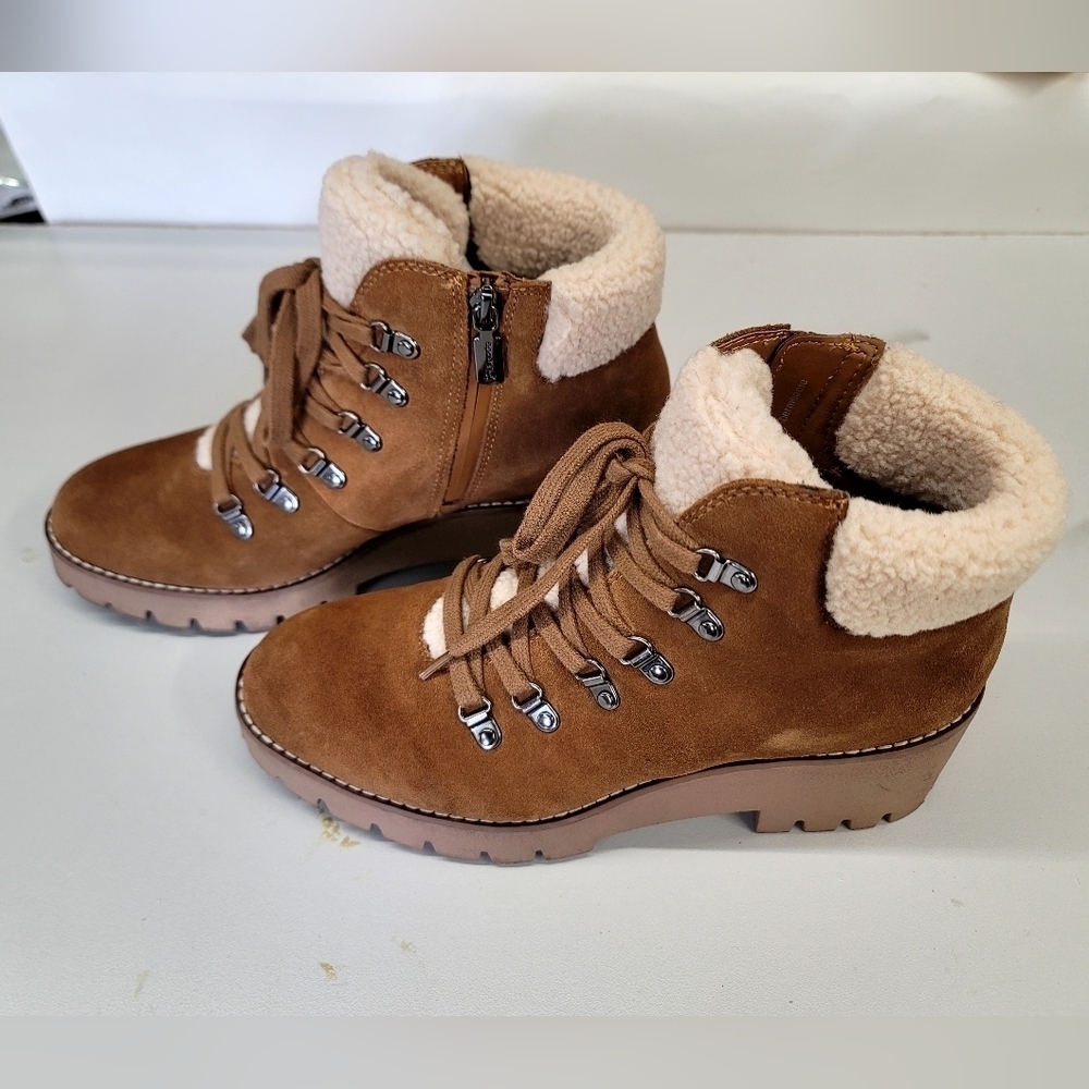 Blondo fleece lined ankle boots - Picture 4 of 13